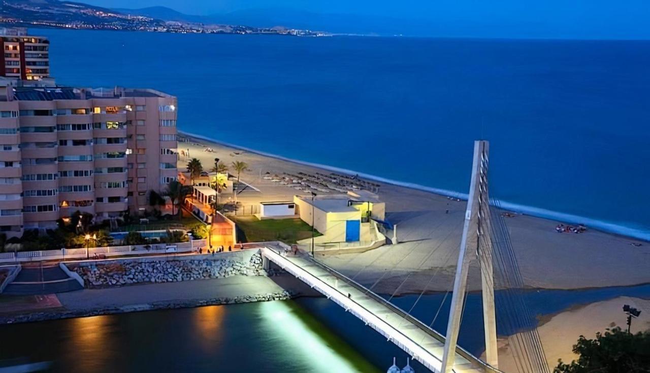 AMPLIO y CÉNTRICO APARTAMENTO CON APARCAMIENTO GRATUITO ALREDEDOR Fuengirola Exterior foto