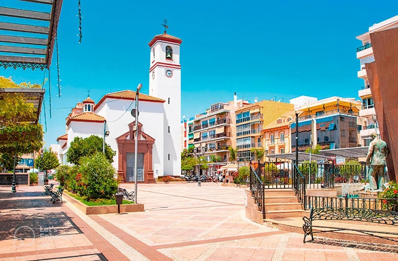 AMPLIO y CÉNTRICO APARTAMENTO CON APARCAMIENTO GRATUITO ALREDEDOR Fuengirola Exterior foto