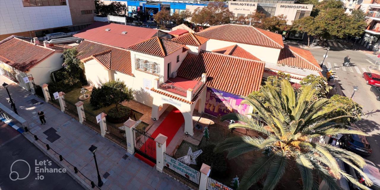 AMPLIO y CÉNTRICO APARTAMENTO CON APARCAMIENTO GRATUITO ALREDEDOR Fuengirola Exterior foto