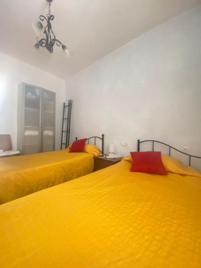 AMPLIO y CÉNTRICO APARTAMENTO CON APARCAMIENTO GRATUITO ALREDEDOR Fuengirola Exterior foto