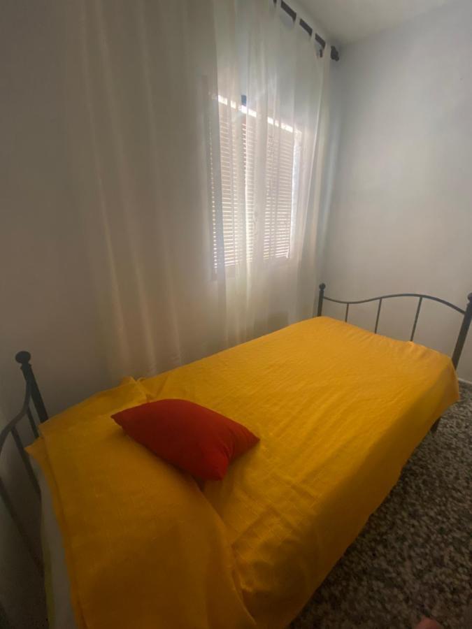 AMPLIO y CÉNTRICO APARTAMENTO CON APARCAMIENTO GRATUITO ALREDEDOR Fuengirola Exterior foto