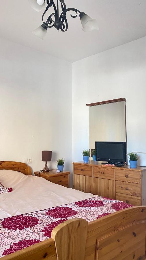 AMPLIO y CÉNTRICO APARTAMENTO CON APARCAMIENTO GRATUITO ALREDEDOR Fuengirola Exterior foto