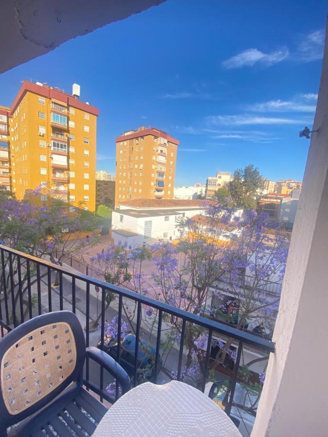AMPLIO y CÉNTRICO APARTAMENTO CON APARCAMIENTO GRATUITO ALREDEDOR Fuengirola Exterior foto