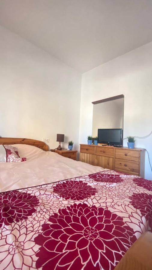 AMPLIO y CÉNTRICO APARTAMENTO CON APARCAMIENTO GRATUITO ALREDEDOR Fuengirola Exterior foto