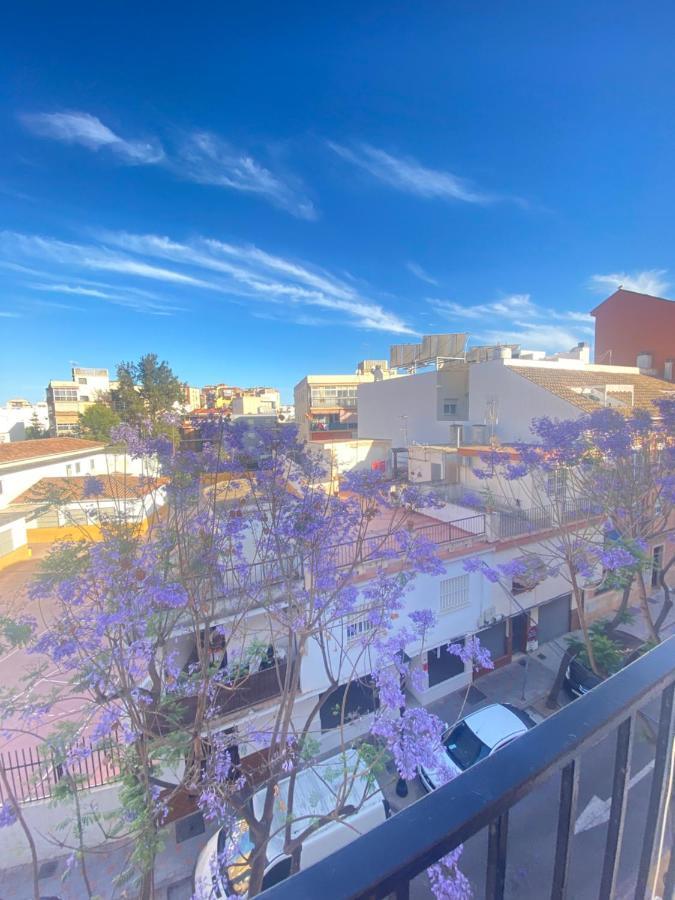 AMPLIO y CÉNTRICO APARTAMENTO CON APARCAMIENTO GRATUITO ALREDEDOR Fuengirola Exterior foto